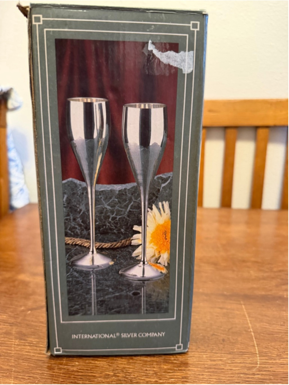 Vintage International Silver Co Silverplated Champagne Flutes Set 2 9.5” Boxed